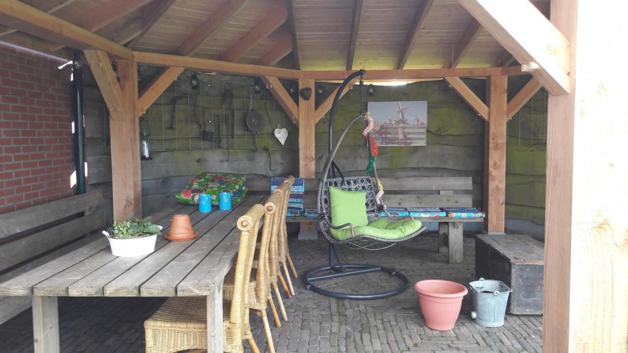 Bed & Breakfast “ Gastvrij Onthaal “ Een-West Exterior photo